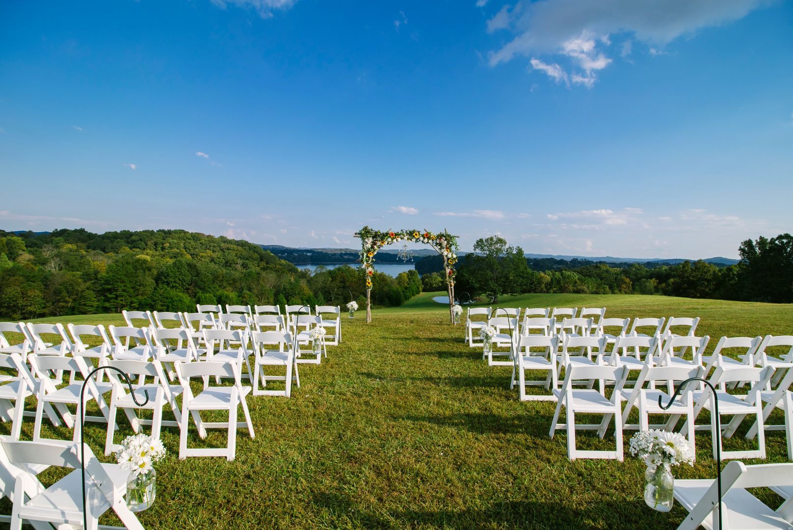 DIY Outdoor Wedding Decorations